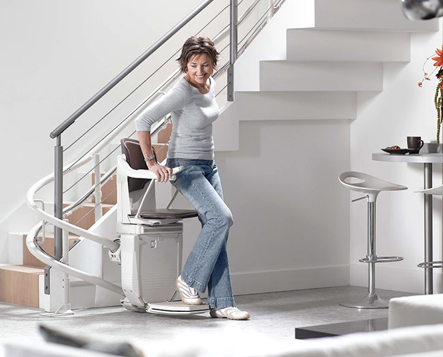 using a curved stairlift